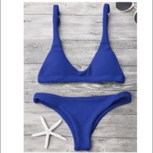 Low waisted padded scoop bikini set